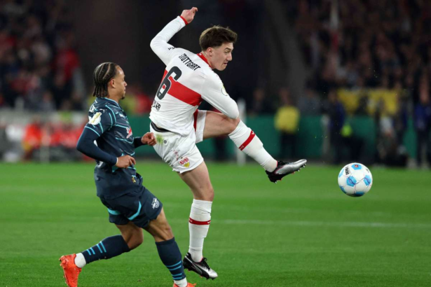 Angelo Stiller din Stuttgart are o ruptura partiala de ligament