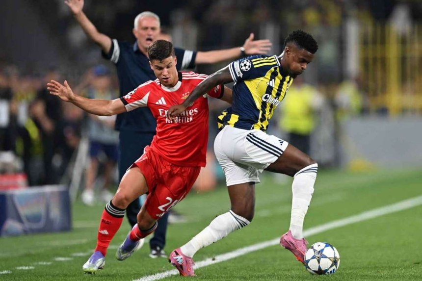 10 oameni Benfica si Fenerbahce egal 0 0 in playoff