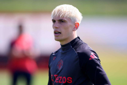 Alejandro Garnacho ar fi reported ca pleaca de la Manchester United la Chelsea