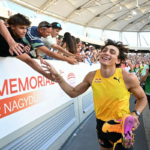 Armand Duplantis depaseste recordul mondial la saritura cu prajina din nou la 629m in Budapesta