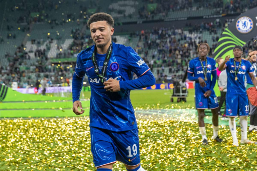 Care jucator ratat din Premier League se muta in Serie A