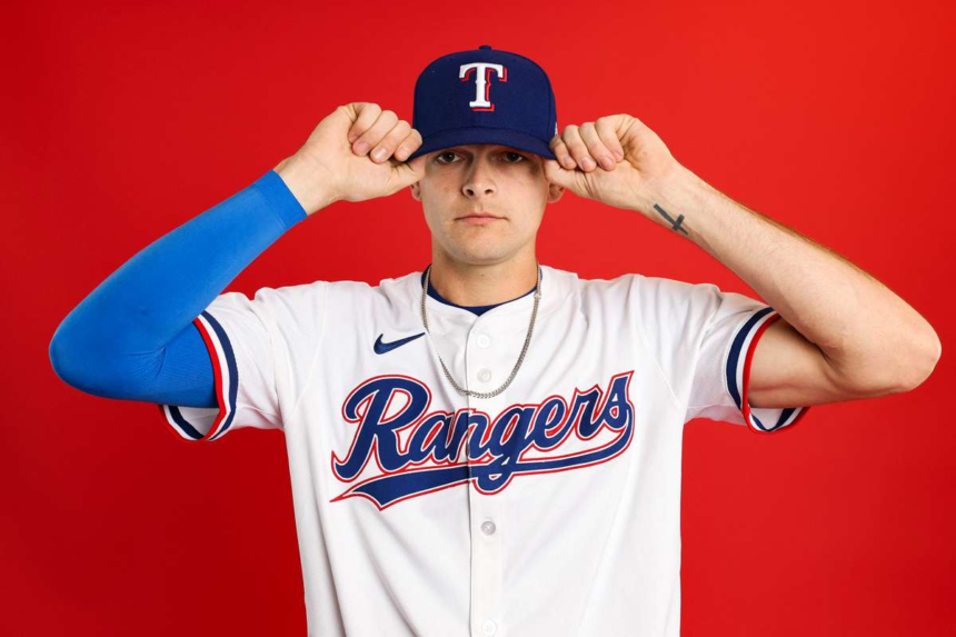 Detroit Tigers au schimbat pentru Codi Heuer de la Texas Rangers