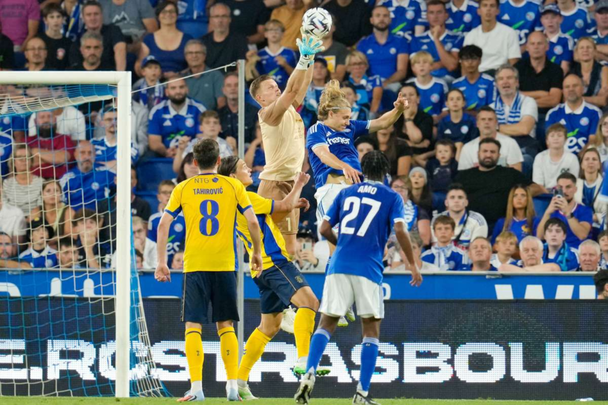 Erorile portarului duc la eliminarea lui Brondby din Conference League impotriva Strasbourg