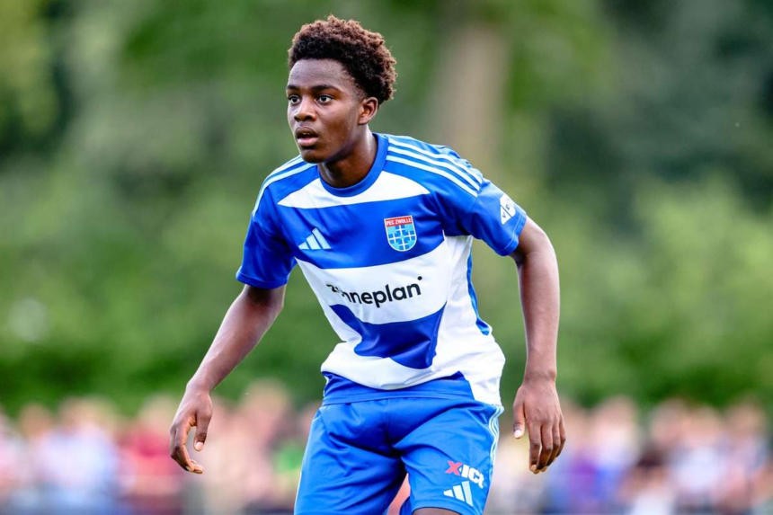 Jadiel Pereira da Gama in varsta de 15 ani face istorie in Eredivisie