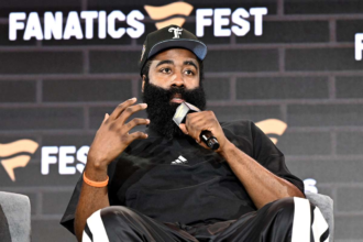 James Harden pare ca este supraponderal in timpul antrenamentelor din China video ul arata