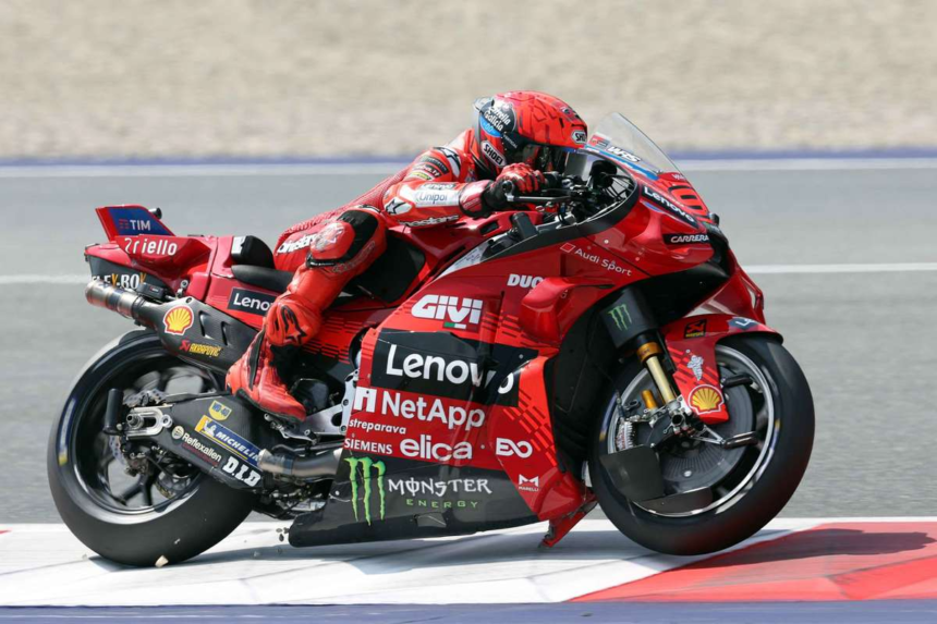 Marc Marquez castiga cursa sprint la Grand Prix ul Austriac de pe randul doi