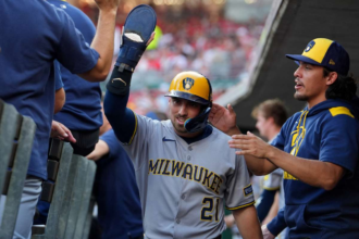 Milwaukee Brewers obtin un record al francizei cu a 14 a victorie consecutiva