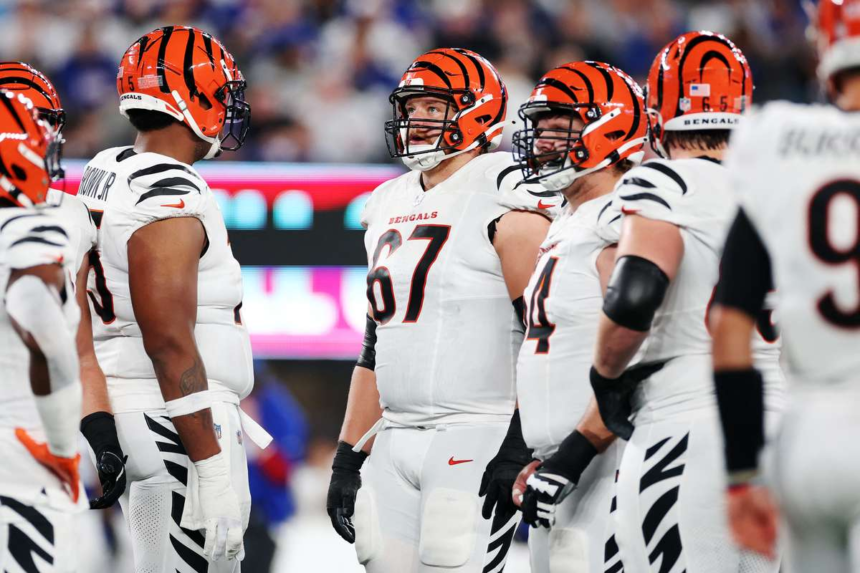 Paznicul de inceput al Bengals Cordell Volson absent pentru sezonul 2025 din cauza unei accidentari la umar