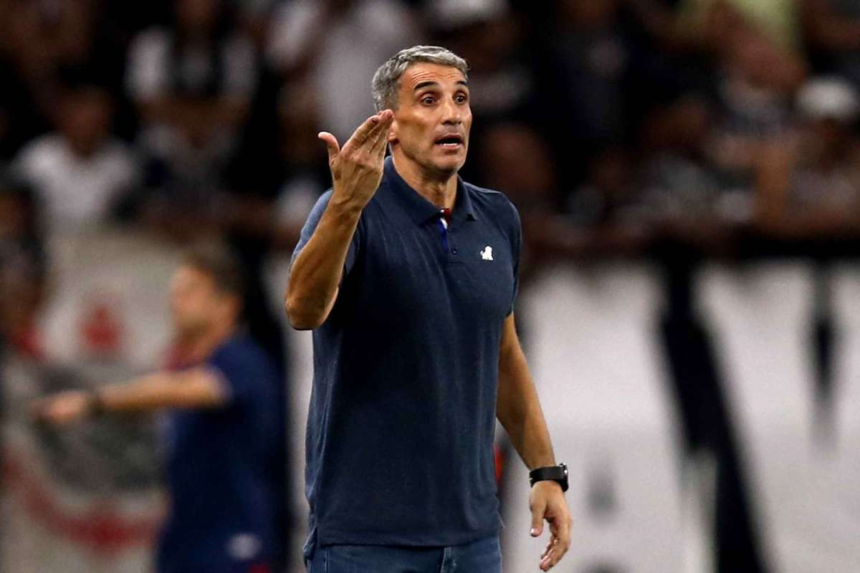 Santos angajeaza nou antrenor Vojvoda pe contract de un an
