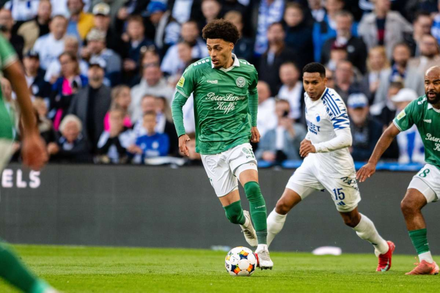 Superliga vedeta Serginho isi ia ramas bun de la Viborg pentru clubul Dubai
