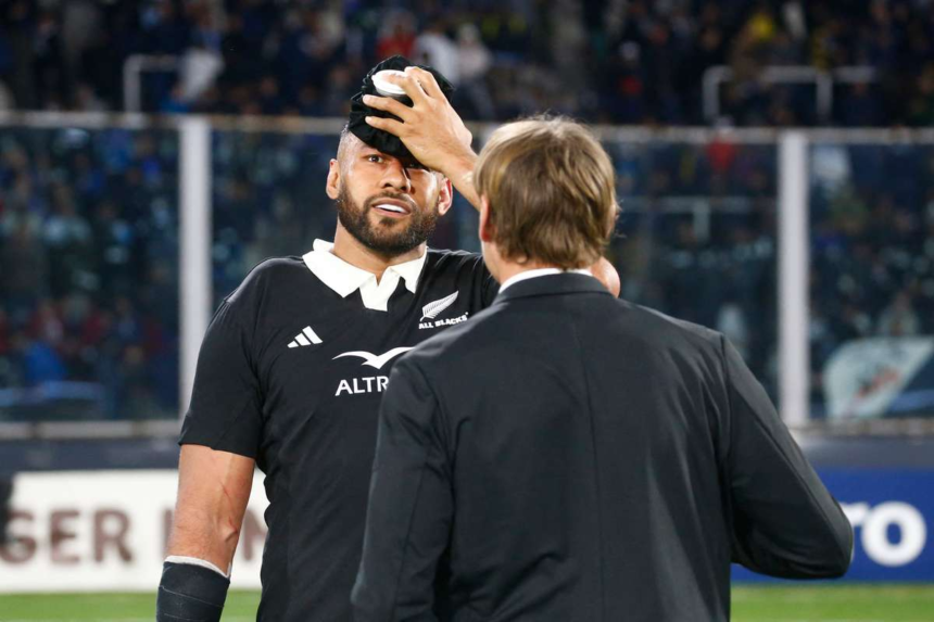 Tuipulotu si Lienert Brown vor lipsi de la al doilea meci din Rugby Championship