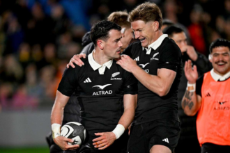 All Blacks dominau Springboks neglijenti pentru a extinde seria de victorii de la Eden Park