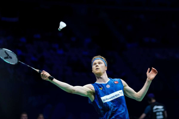 Antonsen invinsc usurinta Malaysia neclasat si ajunge in sferturile de finala ale Coreei