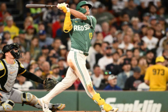 Boston Red Sox pierd tanarul jucator Roman Anthony din cauza unei entorse la muschiul oblic