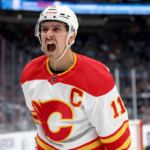 Calgary Flames prelungesc contractul lui Mikael Backlund pentru doi ani