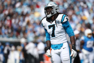 Dallas Cowboys semneaza veteranul DE Jadeveon Clowney dupa victoria impotriva Giants