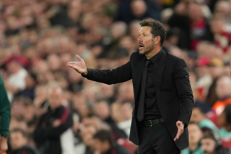 Diego Simeone se confrunta cu acuzatii UEFA din cauza unui incident cu un fan Liverpool
