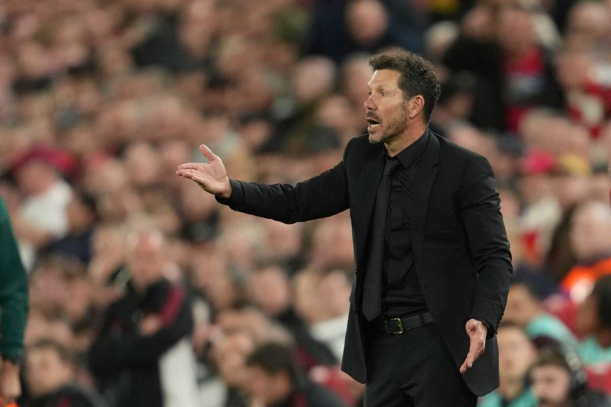 Diego Simeone se confrunta cu acuzatii UEFA din cauza unui incident cu un fan Liverpool
