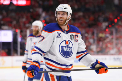 Edmonton Oilers dezvaluie tricoul alternativ Oil Country pentru sezonul 2025 2026