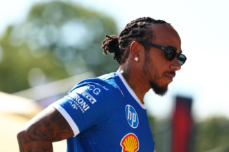 Hamilton conduce FP1 Leclerc pe locul doi start grozav pentru Ferrari