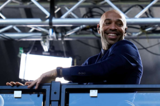 Henry sugereaza urmatorul antrenor al Frantei in timp ce Deschamps planuieste sa paraseasca echipa in 2026