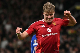 Hojlund semneaza cu Napoli pe imprumut de la Manchester United cu obligatie de cumparare