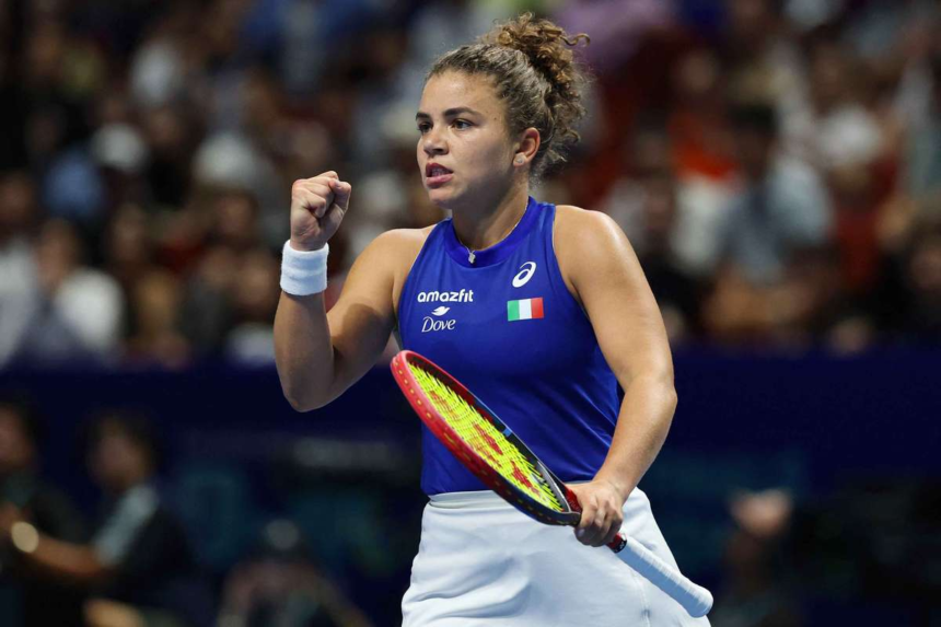 Italia lui Paolini invinge China pentru a ajunge in semifinalele Cupei Billie Jean King