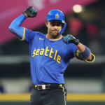 Julio Rodriguez din Mariners intra din nou in clubul 30 30