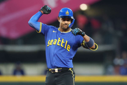 Julio Rodriguez din Mariners intra din nou in clubul 30 30