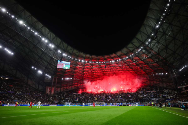 Ligue 1 Marseille vs PSG amanat din cauza vremii rea