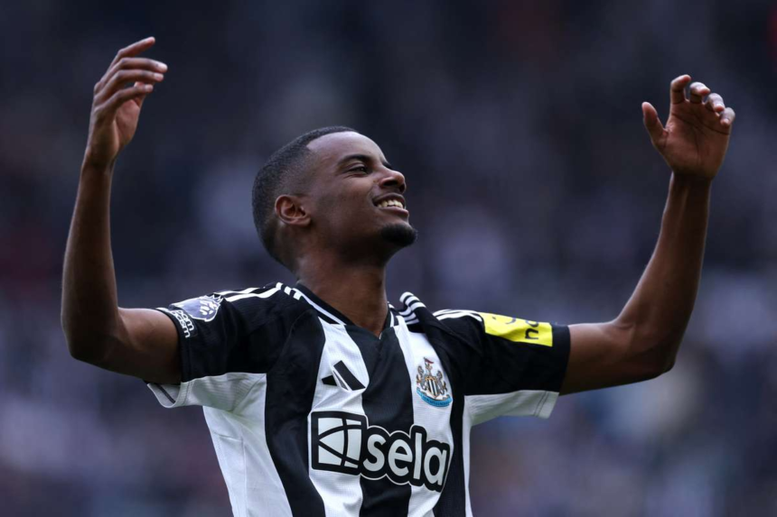 Liverpool semneaza Alexander Isak pentru un record de 130 milioane lire sterline