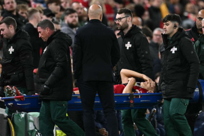Managerul Liverpool Arne Slot asteapta un actualizare despre accidentarea lui Giovanni Leoni