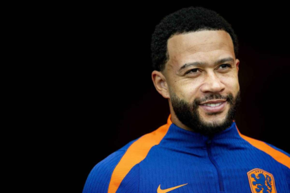 Memphis Depay depaseste recordul lui Van Persie ca golgeter all time