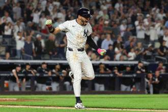 New York Yankees securizeaza locul in playoff pentru a saizecea oara dupa lovitura de final a lui Jose Caballero