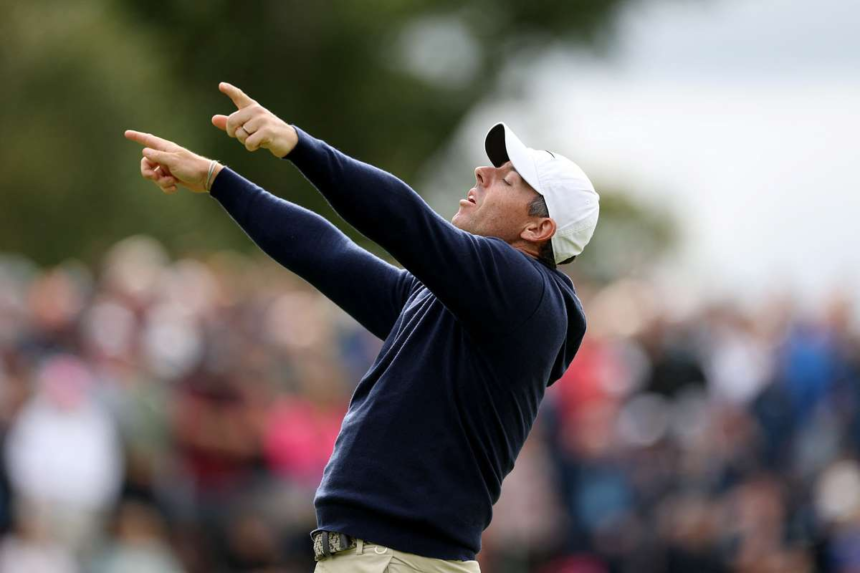 Rory McIlroy straluceste in runda doua la Irish Open