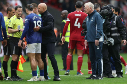 Slot respinge acuzatiile Everton de pierdere a timpului Nu este stilul nostru