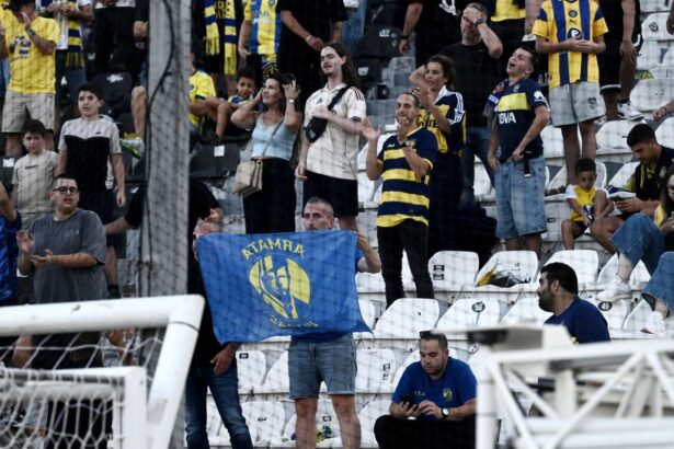 Derby ul din Tel Aviv anulat din cauza violentelor fanilor care au ranit politisti