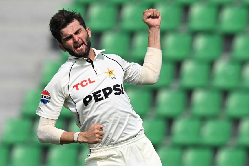 Pakistan schimba capitanul ODI din nou dupa ce Rizwan a fost indepartat