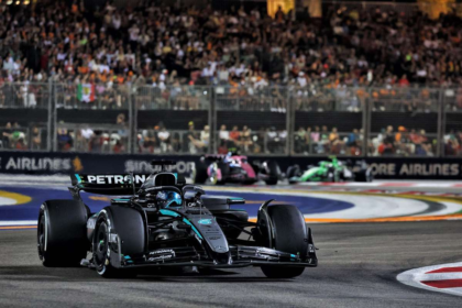Russell castiga Grand Prix ul din Singapore in timp ce McLaren castiga titlul la constructori