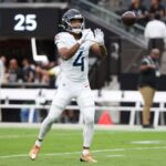 Tennessee Titans au eliberat pe receptorul de margine Tyler Lockett la cererea sa