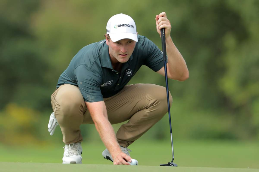 URMARESTE GOLFERUL PGA SALVEAZA PARUL LANGA ALIGATOR