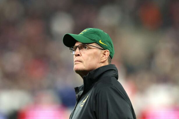 Antrenorul Springbok Rassie Erasmus confuz de un alt cartonas rosu in victoria impotriva Italiei