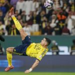 Cristiano Ronaldo marcheaza un gol spectaculos din foarfeca in victoria echipei Al Nassr impotriva echipei Al Khaleej