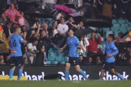 Echipa Saptamanii Din A League Lolley Straluceste Cu Lovitura Uimitoare