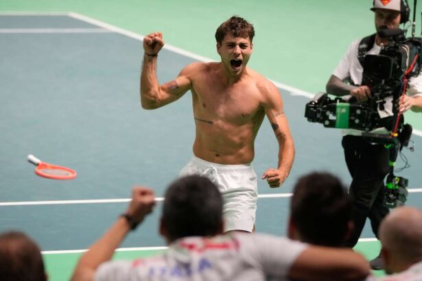 Flavio Cobolli castiga meciul de Cupa Davis Italia ajunge in finala
