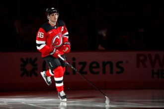 Jack Hughes din New Jersey Devils s a accidentat intr un accident la restaurant