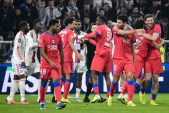 Neves marcheaza gol in prelungiri pentru a obtine victoria PSG impotriva Lyon