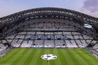 UEFA impune inchiderea partiala a stadionului pentru meciul Marseille cu Newcastle