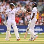 83 si al lui Stokes si wicketul timpuriu al lui Carse dau speranta Angliei la pranz in Ziua 3