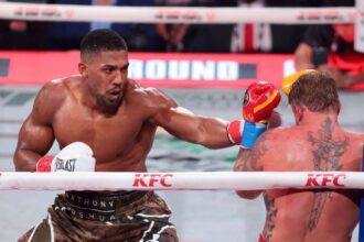 Anthony Joshua Doua Victime Ale Unui Accident Identificate Ca Prieteni Si Membri Ai Echipei